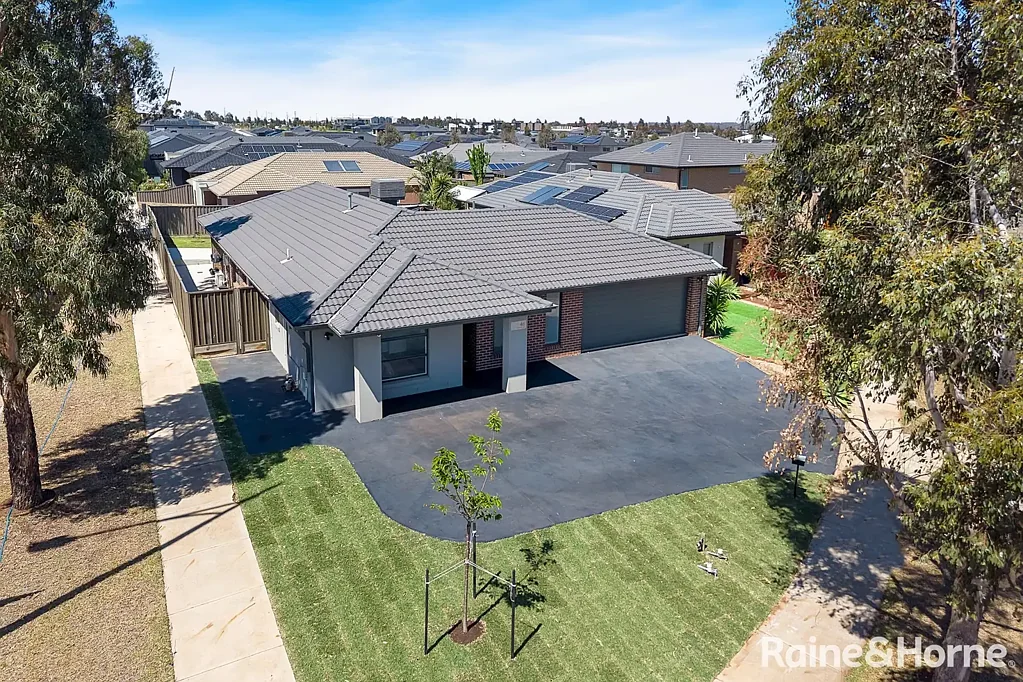 46 Alabaster Avenue, Cobblebank, VIC 3338