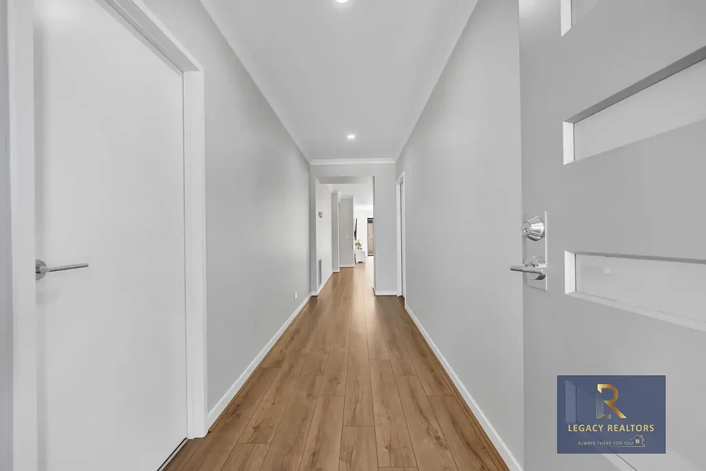Tarneit 4房  Modern Hanley Home - Walk to Schools & Parks in The Grove Estate!!