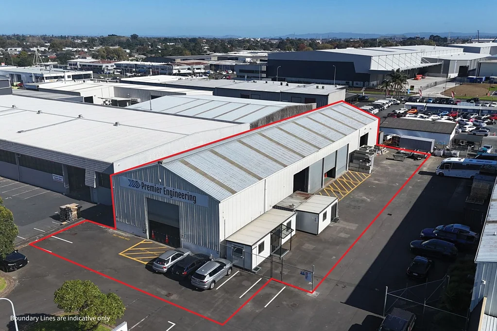 East Tamaki 795sqm Heavy Industry with 5T Gantry - No Office