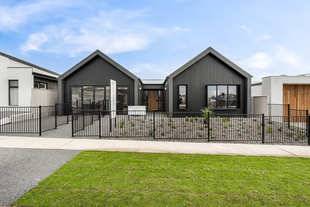 16 WESTACOTT CRESCENT, Baranduda, VIC 3691