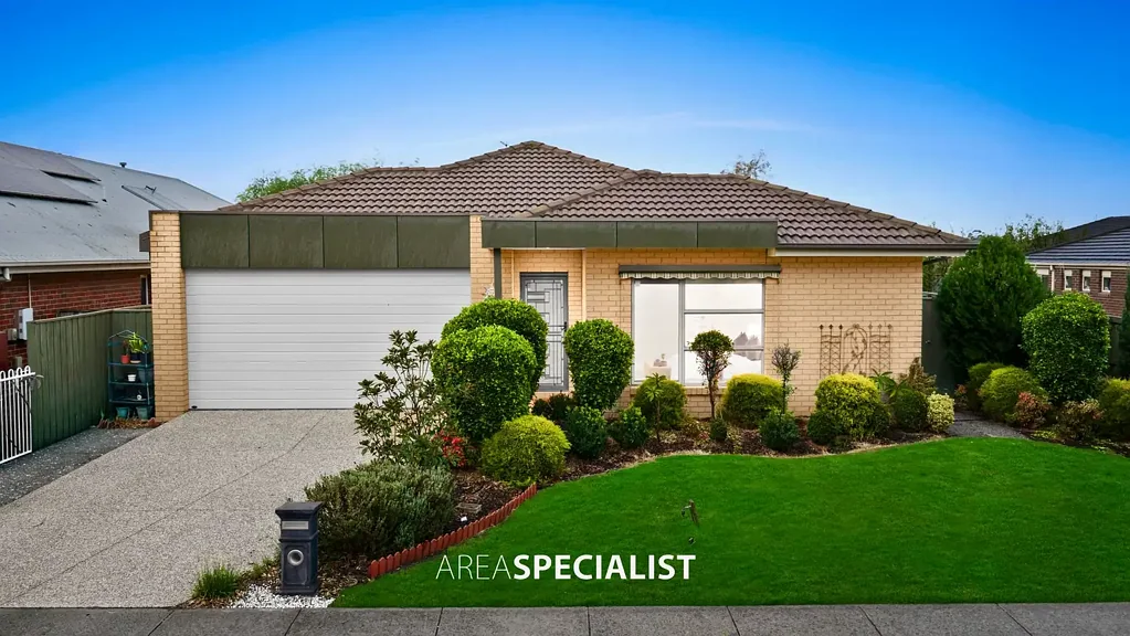 6 Waterbury Street, Cranbourne, VIC 3977