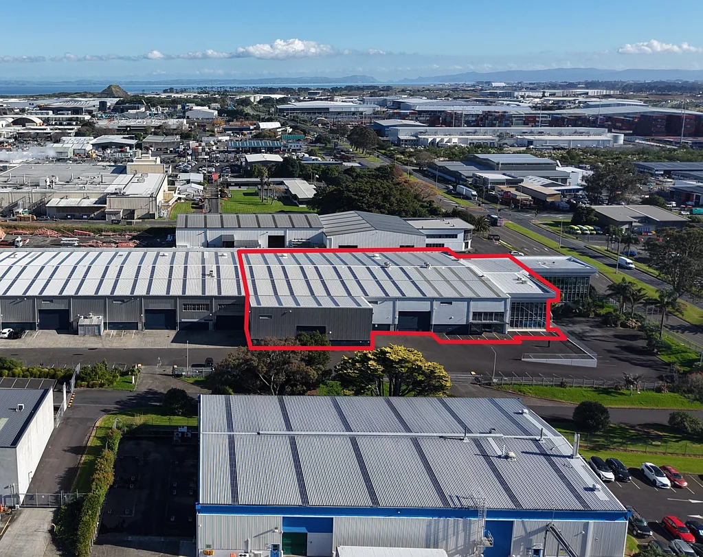 Wiri Functional warehouse with flexible office options