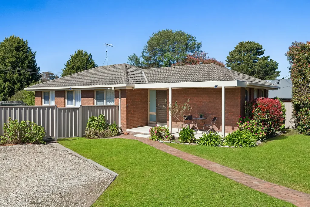 Wallan 3બેડરૂમ Central Wallan Living with Space and Potential