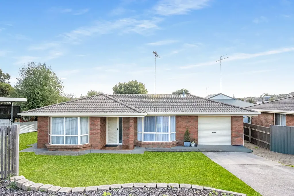 Mount Gambier 3침실 Impeccable & Inviting: A Timeless Mount Gambier Home Awaits