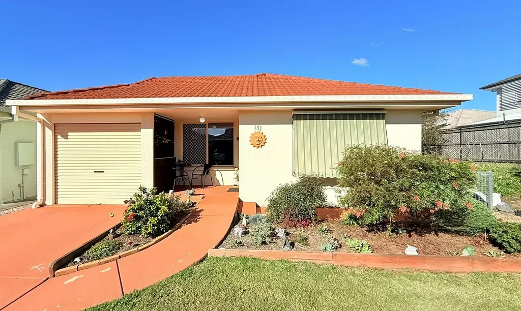 Bethania 2 Bedroom Looking for a Fresh, Inviting Home in a quite position in an Over 50's complex?