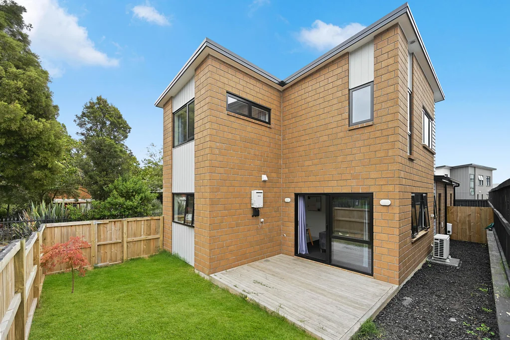 2/4 Oku Close, Hillcrest, Hamilton, Waikato