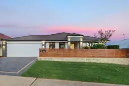 24 Longleaf Drive, Clarkson