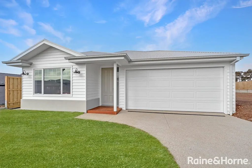 23 Spinebill Street, Sunbury, VIC 3429