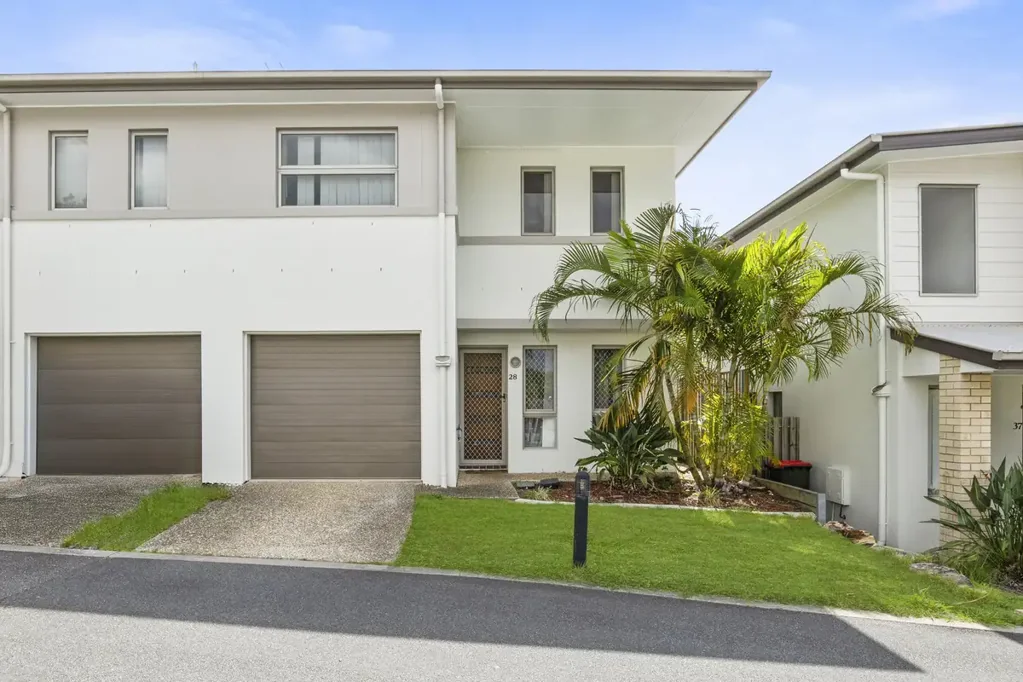 Richlands 3房 增长热点区域 宽敞时尚联排 步行购物中心 现代设备厨房 开放式起居区 主卧带独立卫浴 小区游泳池管理 家庭度假优选 Modern Comfort, Exceptional Convenience & Strong Returns — Don’t Miss This Opportunity