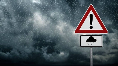 奥克兰迎来降温降雨！新西兰多地发布天气预警，周末要出行的人赶紧看看
