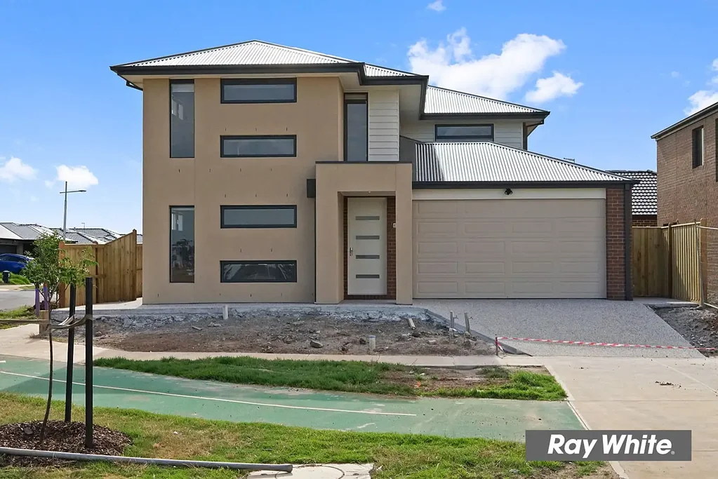 Impressive Double-Storey Living at 899 Morris Road, Truganina!!!