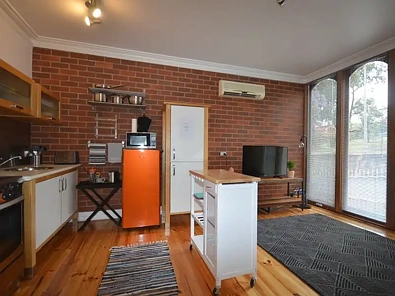242A Don St, Ironbark, VIC 3550, 1房, 1浴, House