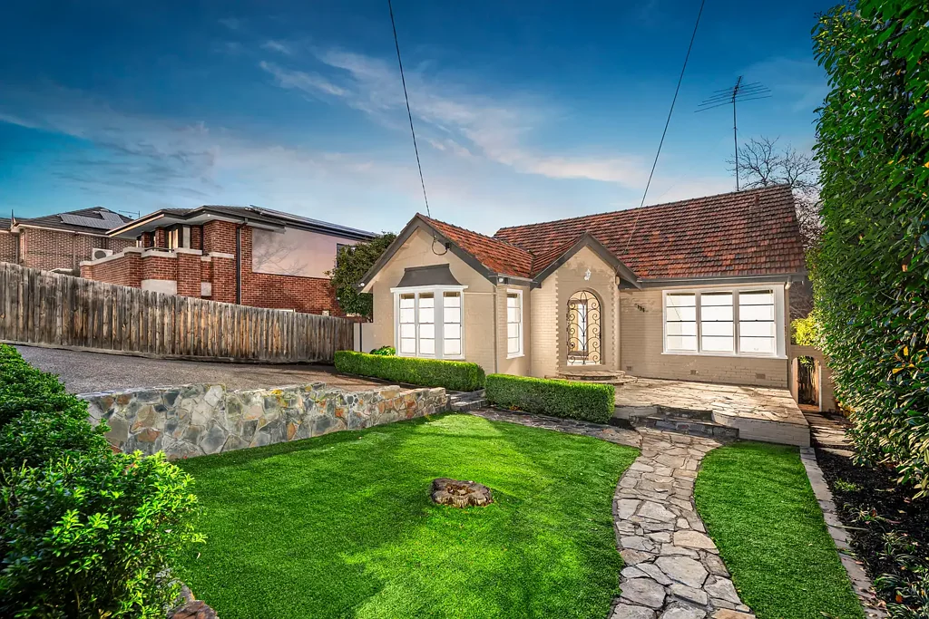 134 Warrigal Road, Camberwell, VIC 3124