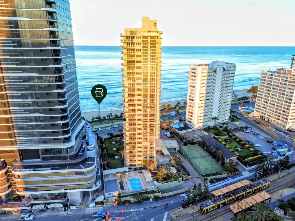 Surfers Paradise 2 Bedroom OCEANFRONT APARTMENT WITH A FRONT-ROW SEAT TO WORLD-CLASS EVENTS
