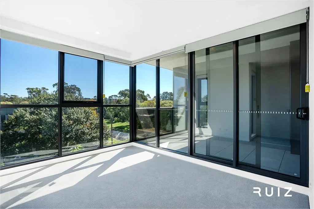Enjoy Peaceful Mountain Views from a Stylish West-Facing One-Bedroom Apartment in Lyneham