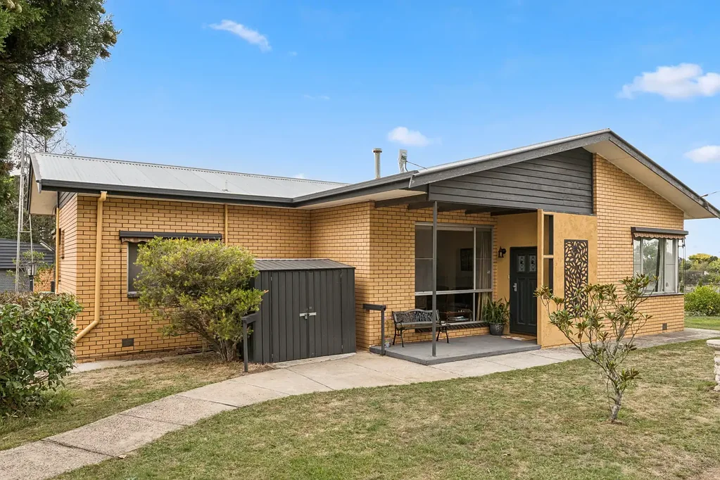 1205 Camperdown-Cobden Road, Cobden, VIC 3266