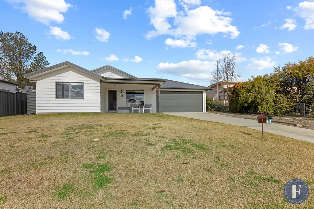 28 Brial Street, Boorowa, NSW 2586