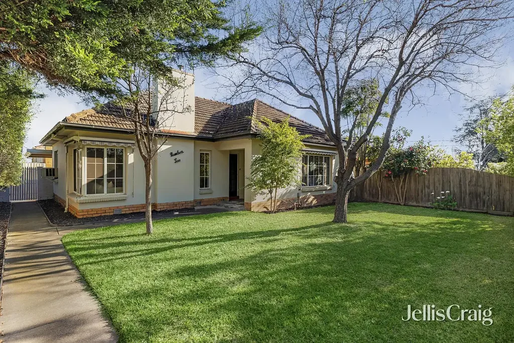 Bentleigh East 2બેડરૂમ Charming corner retreat with modern elegance