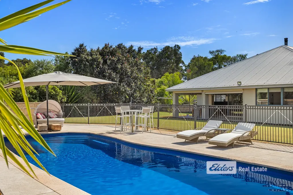 20 Grand Entrance, Australind, WA 6233