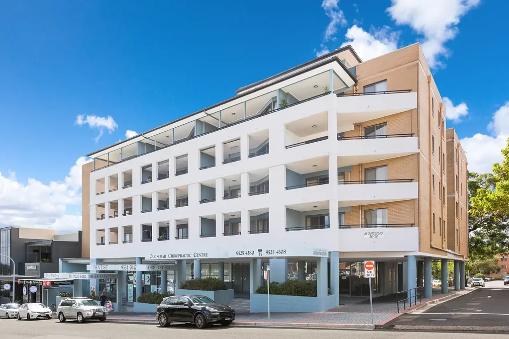 OVERSIZED TWO BEDROOM APARTMENT