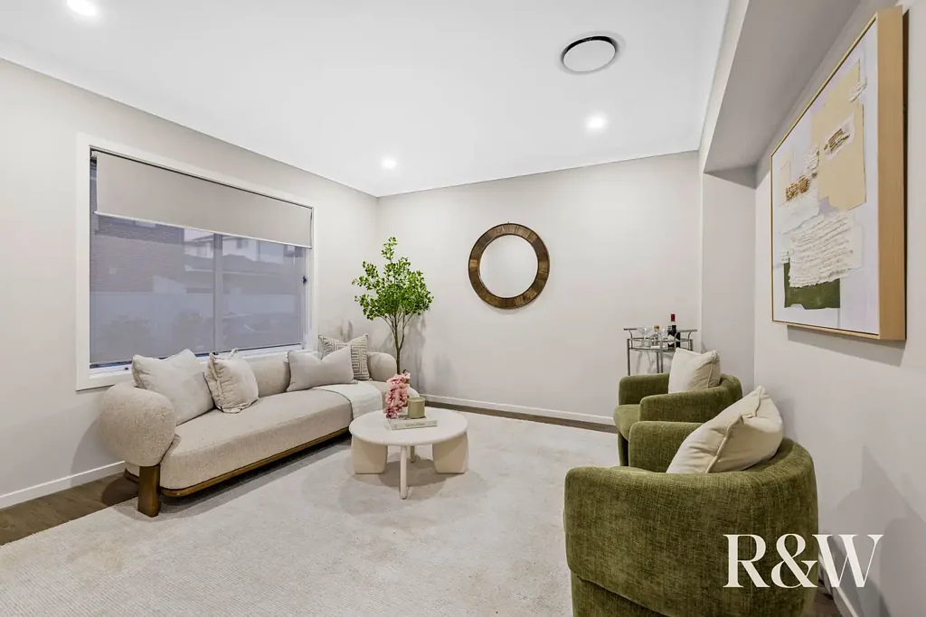 Denham Court 4कमरा Contemporary Designer Home with Lifestyle Convenience!