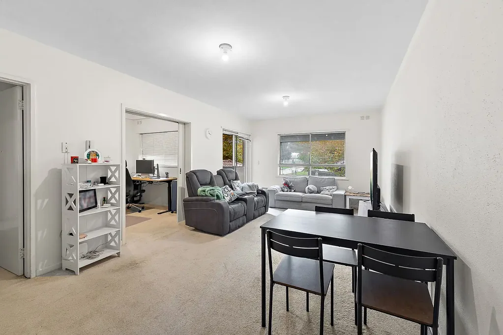 Coolbellup 3ห้องนอน Easy-Care Living in a Well-Maintained Complex!