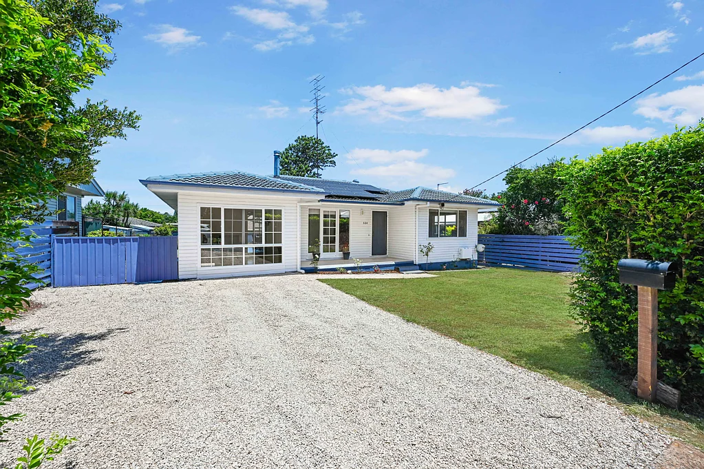 324 Alderley Street, Kearneys Spring, QLD 4350