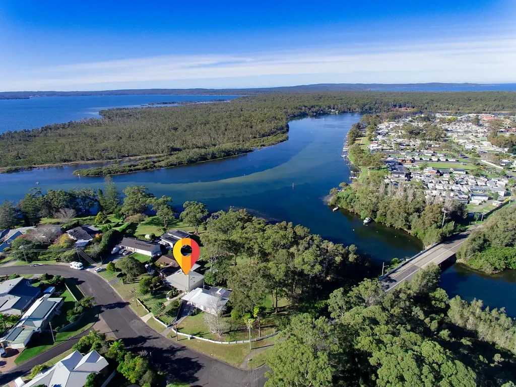 Sussex Inlet 3Zimmer River Bend - Elevated Waterfront Living
