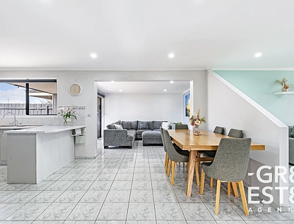 40 Bellbrae Crescent, Cranbourne West, South East Melbourne, 3 침실, 2 욕실, House