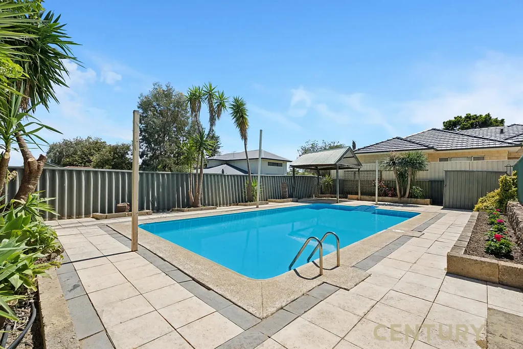 25 Durban Street, Belmont, WA 6104