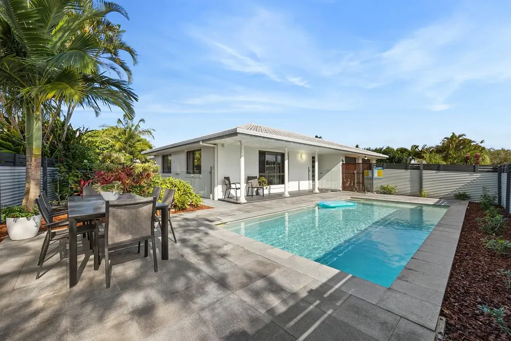 Mooloolaba 3房  Exciting Mooloolaba lifestyle opportunity, move straight in and relax