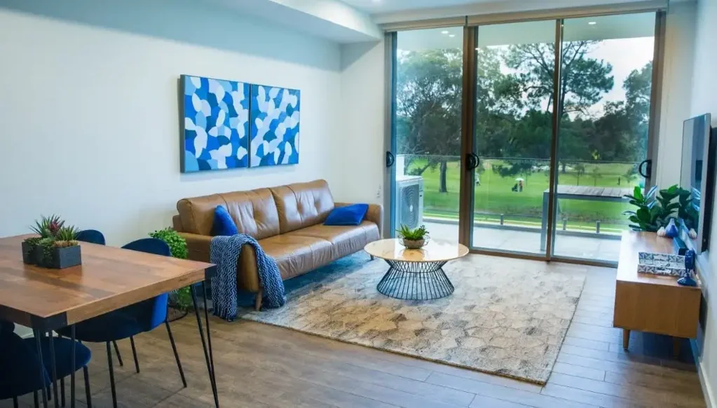 Stylish Contemporary Apartment in a Prime Lifestyle Location