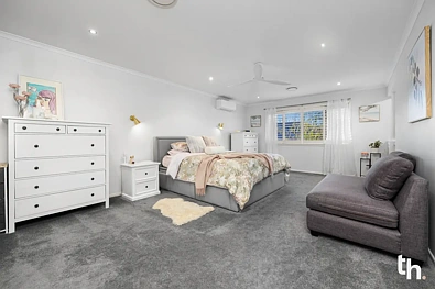 2 Emory Place, Cameron Park, NSW 2285, 6房, 3浴, House