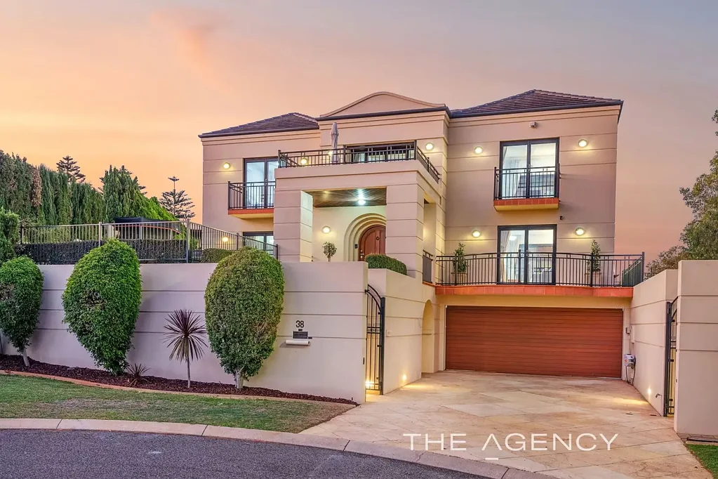 38 Phillips-Fox Terrace, Woodvale, WA 6026