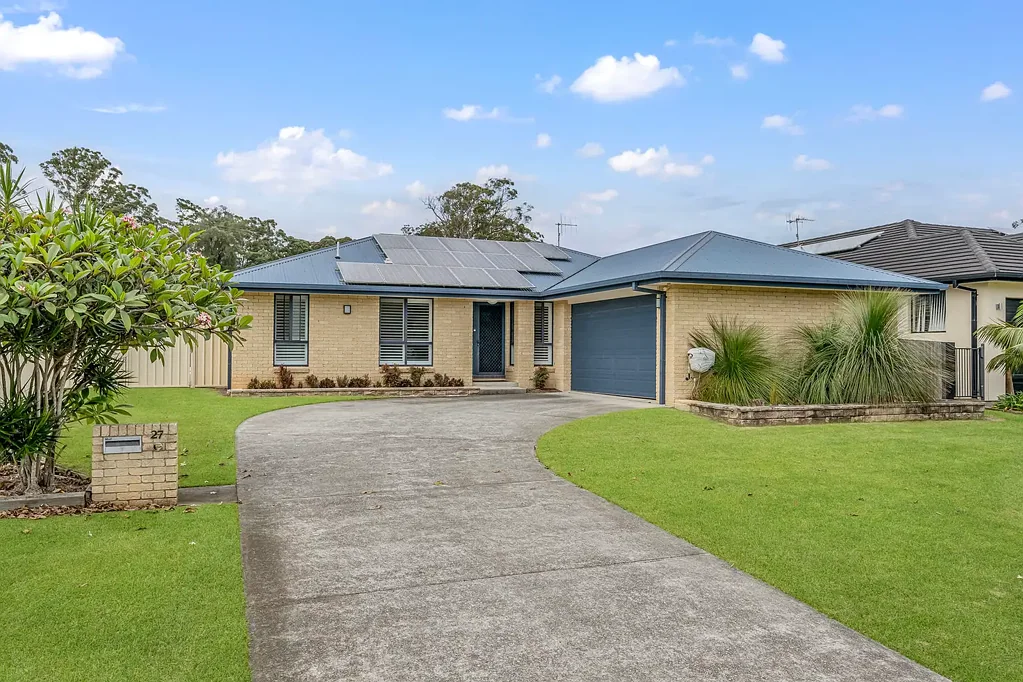 Bonny Hills 4房  Spacious Family Retreat – Just Minutes from the Beach!