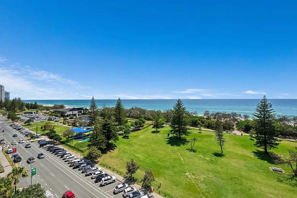 24/173 Old Burleigh Road, Broadbeach, QLD 4218