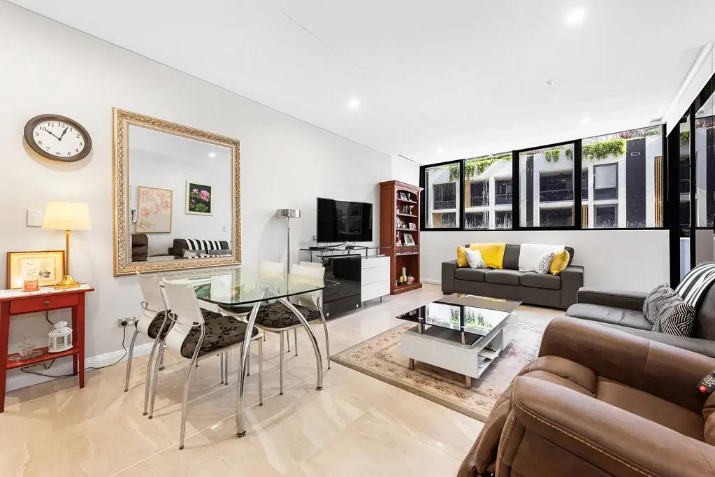 Lidcombe 2ਬੈੱਡਰੂਮ Stunning 2 Bedroom + Study Apartment with Resort-Style Amenities