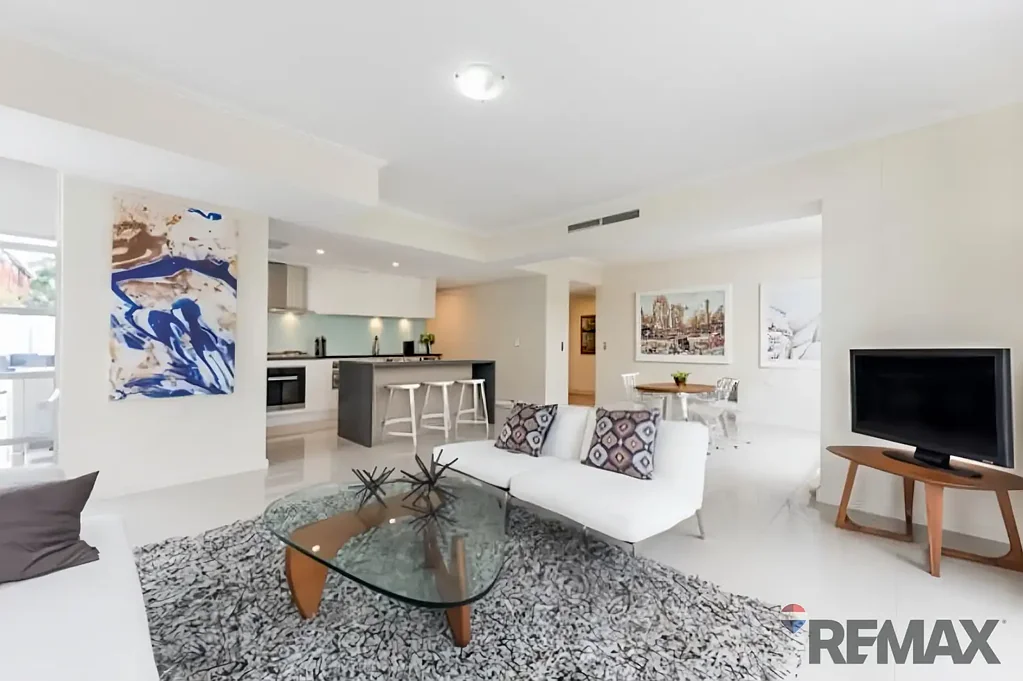 Comfortable Family Living with Private Terrace | Prime Lindfield Location