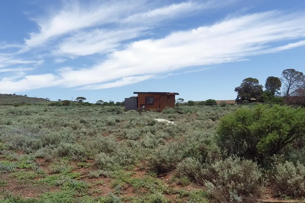 Iron Knob  ELEVATED LAND FACING NORTHEAST