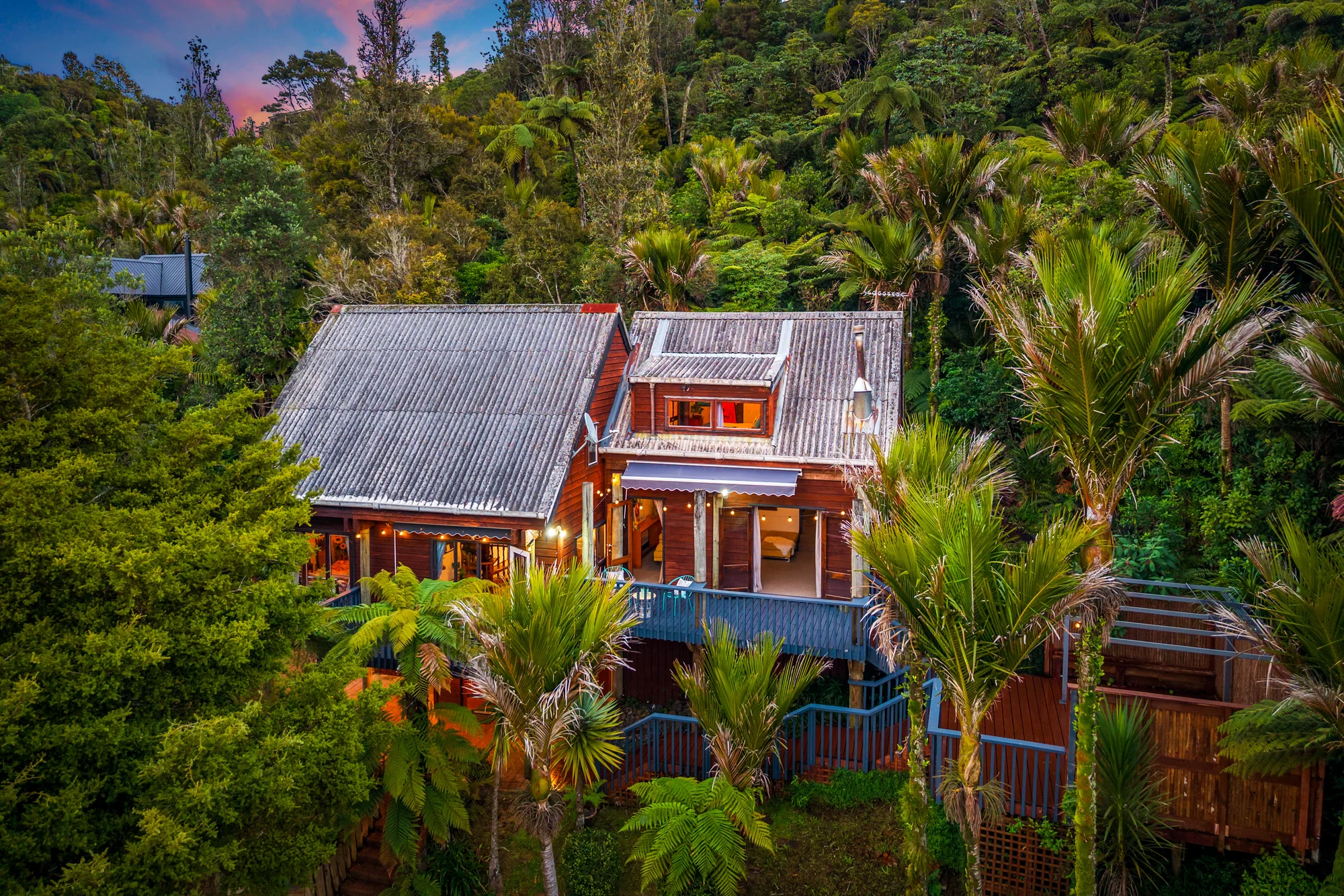 Titirangi 3 Slaapkamer Elevated Titirangi Living