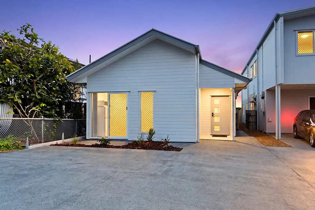 Brand New Modern Units- Furnished | All Bills Included
