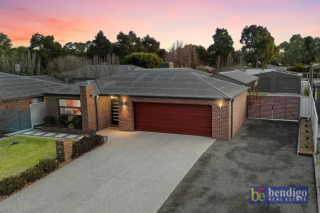 Strathfieldsaye 4ਬੈੱਡਰੂਮ Stunning home with room for the Caravan, Boat, Trailer or All 3!