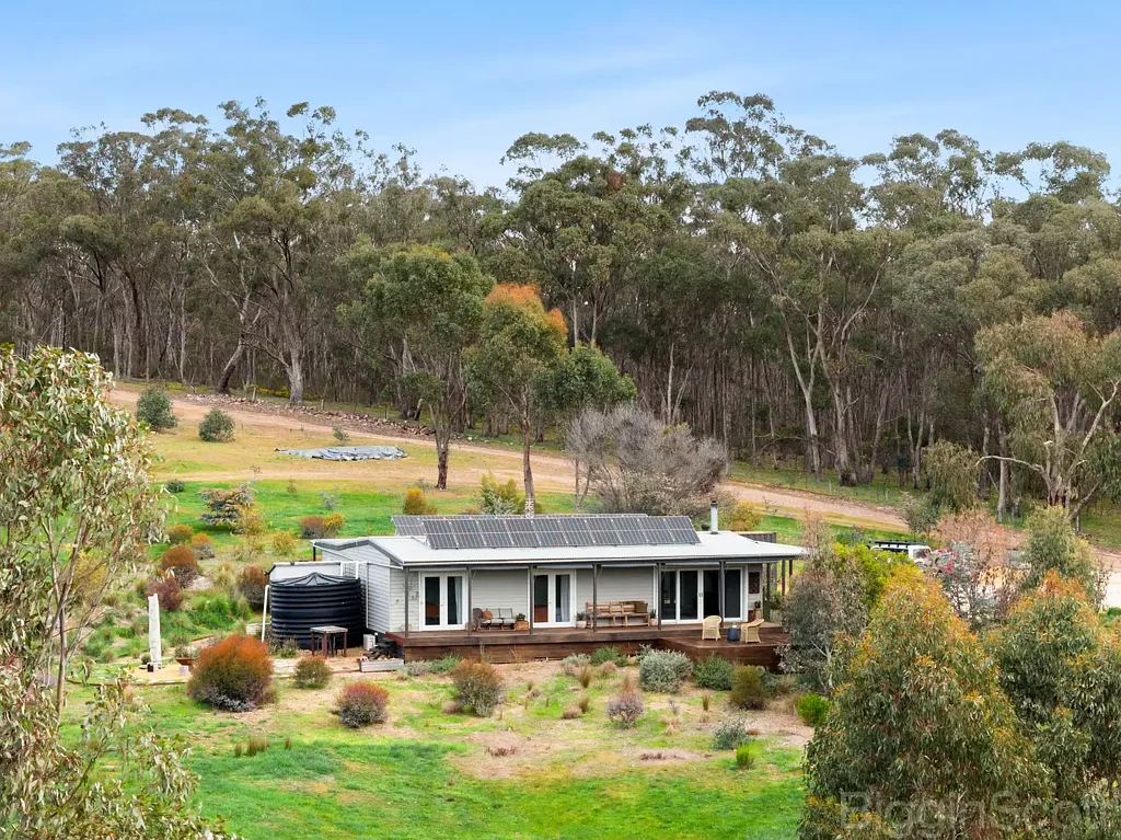 30 Penny Lane, Guildford, VIC 3451