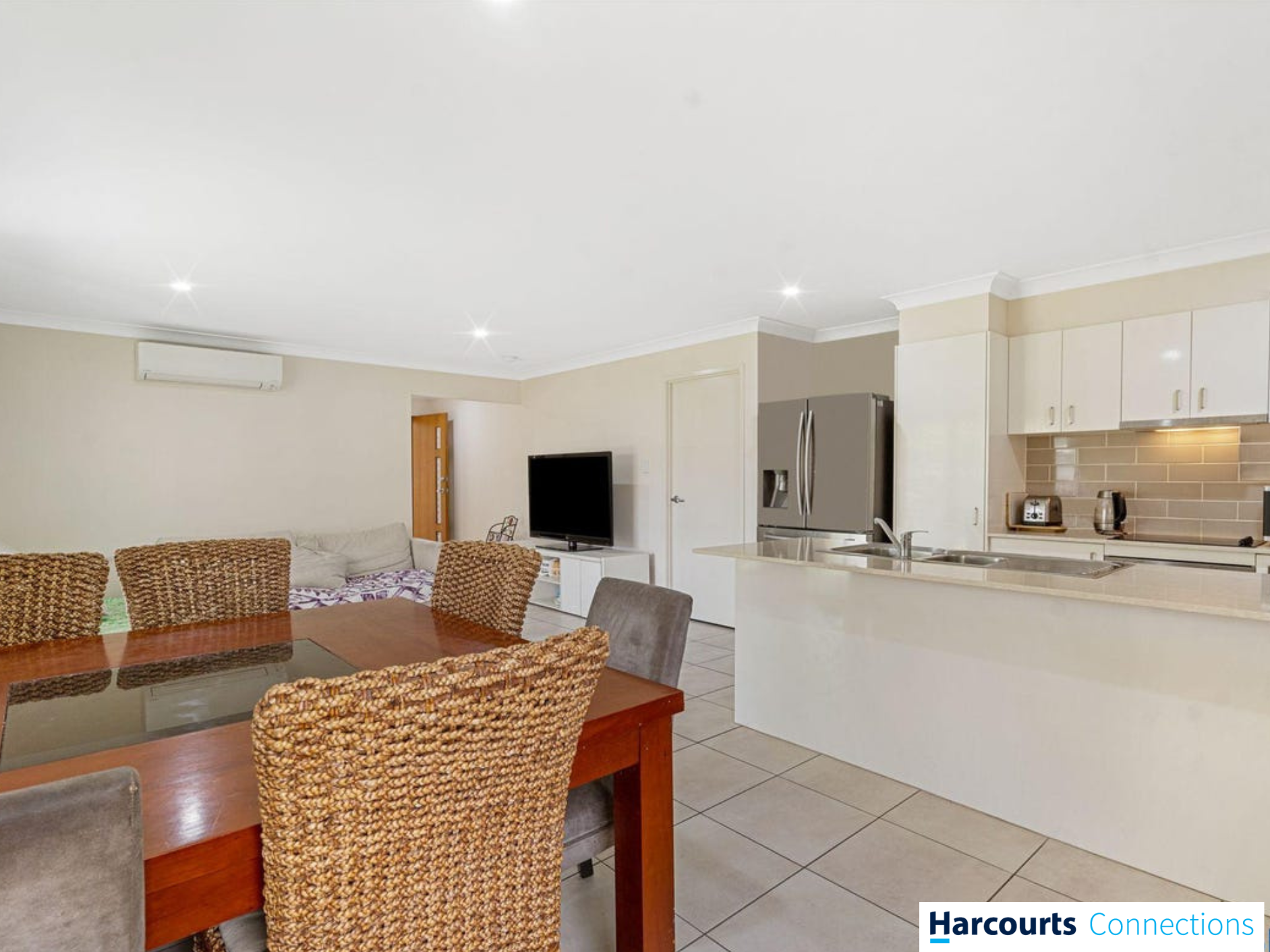 27 DYSART DR, HOLMVIEW QLD 4207, 0 chambres, 0 salles de bain, House