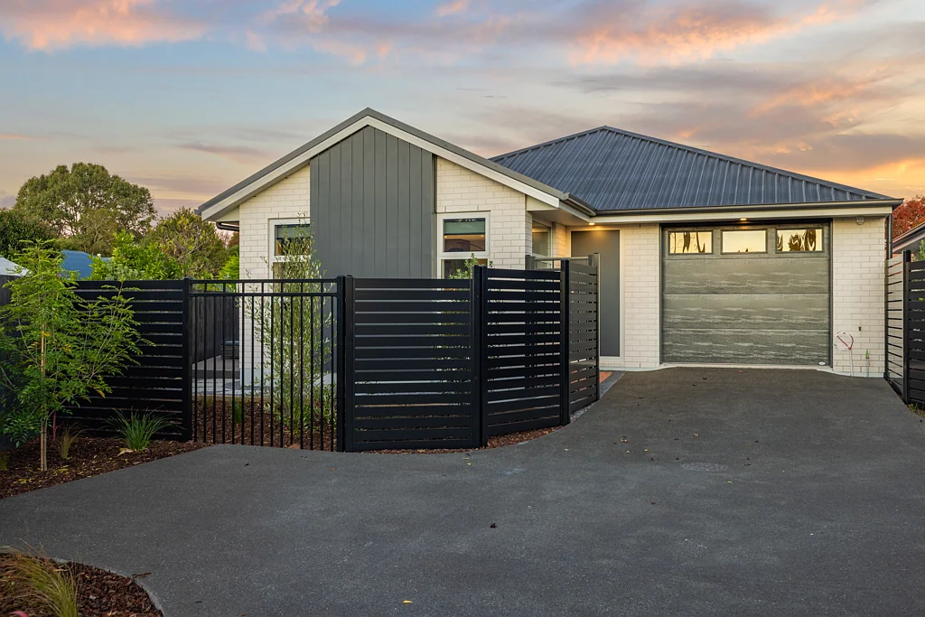 8c Wychwood Crescent, Bishopdale, Christchurch, Canterbury