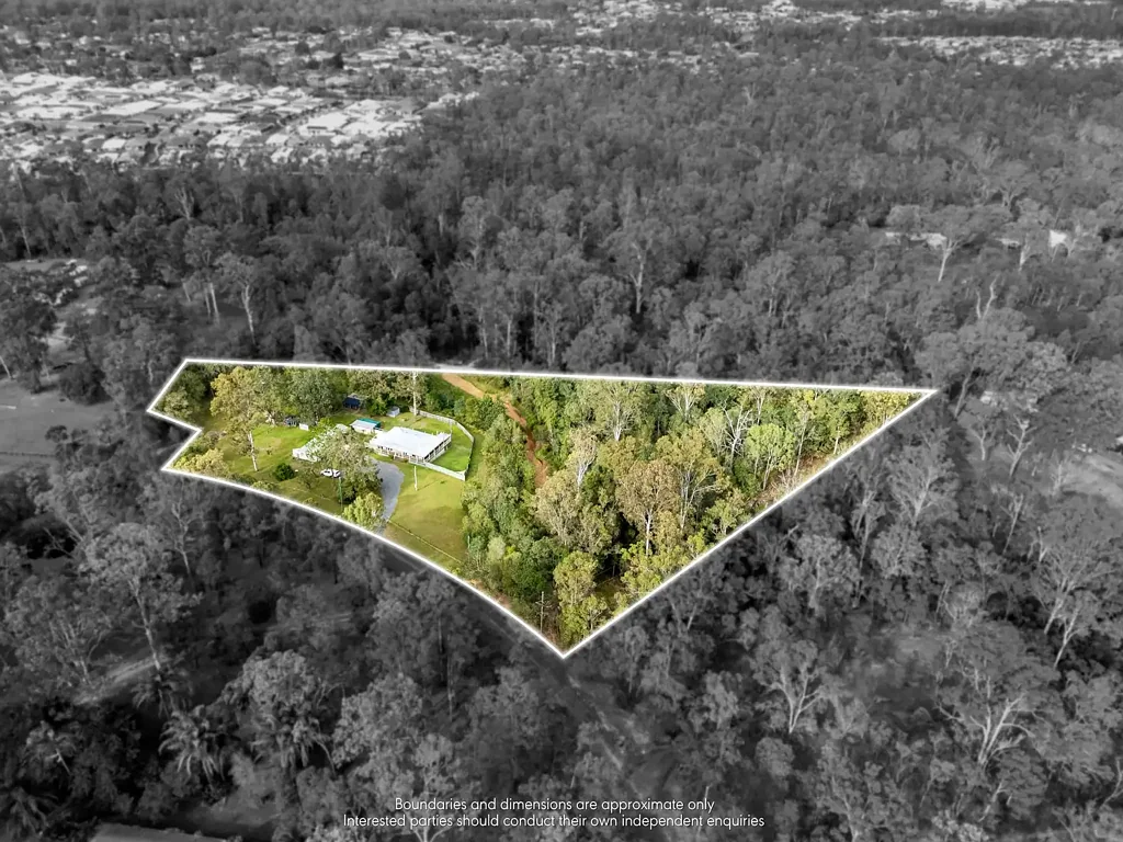 South Maclean 3Kwarto Peaceful 5-Acre Lifestyle with Shed, Kennels & Creek Frontage