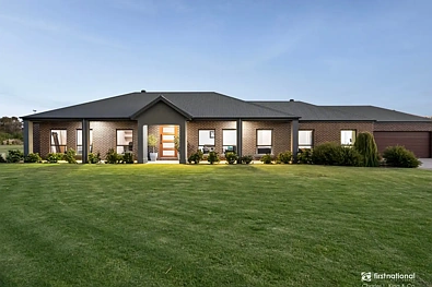 Echuca 4 Bedroom Luxury Lifestyle Living with Room to Move
