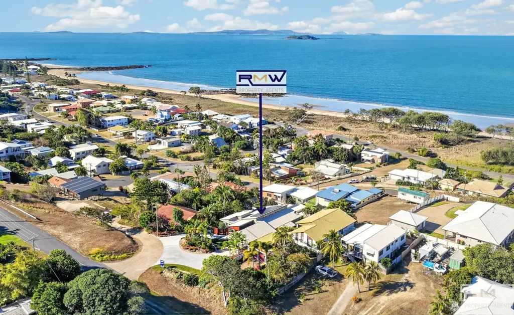 Emu Park 5 Bedroom A Masterclass in Modern Coastal Luxury