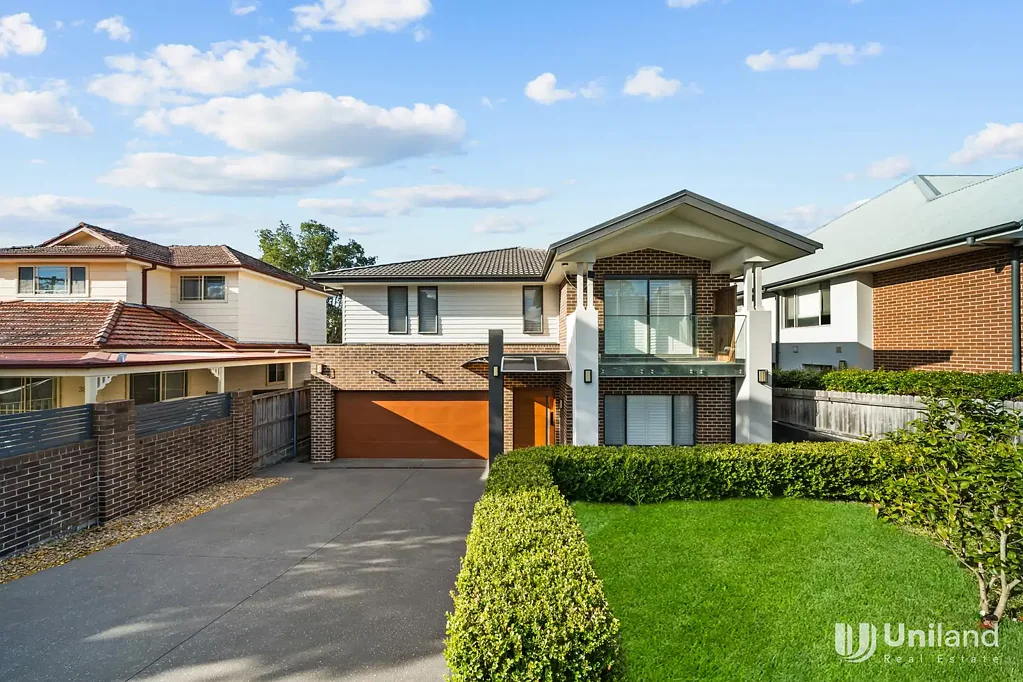 Premium 5 Bedroom Home | Study | Multiple Living Areas | Double Garage