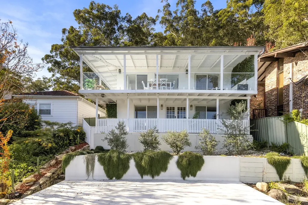 Woronora 4ห้องนอน Captivating River Views, Privacy and Endless Potential